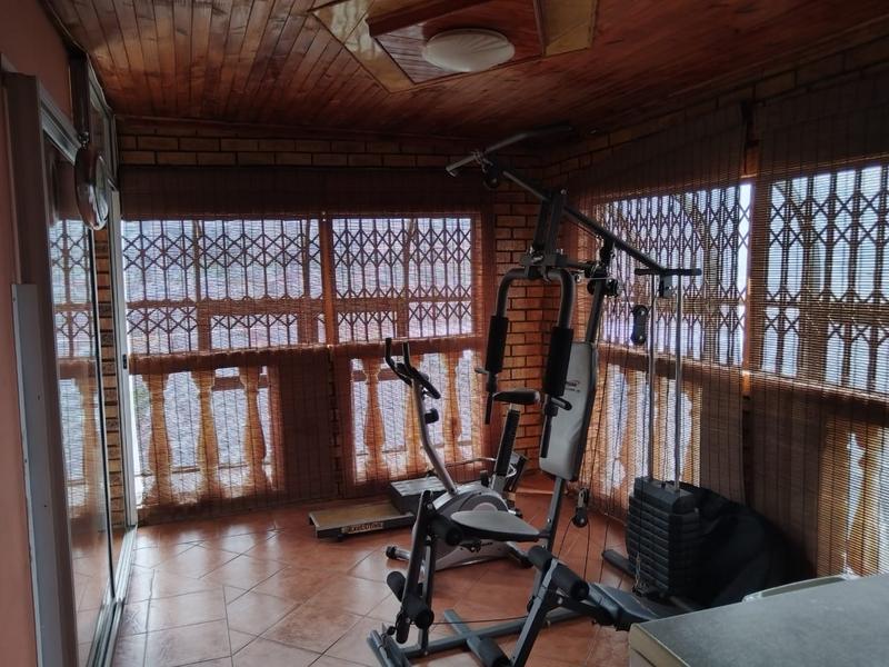 2 Bedroom Property for Sale in Tlhabane North West